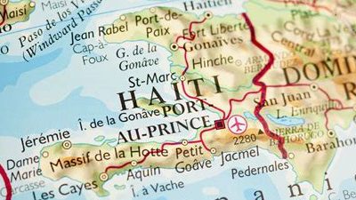 Principal 12 UNFAMED FABRICANTES AGUA presenta sus proyectos en Haití.